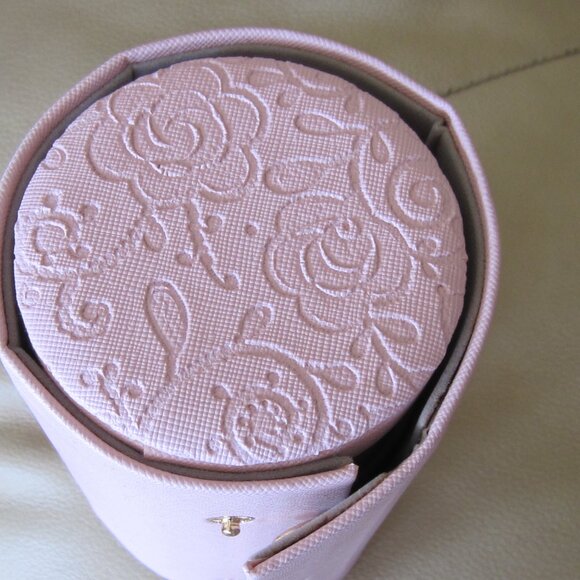 Pandora Travel Jewelry Box Roll Shape - Picture 4 of 11